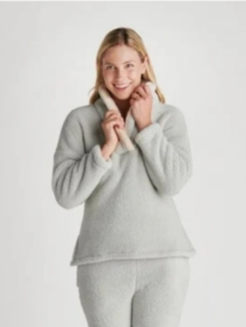 Plush Cowl Neck Pullover Sweater - Light Gray